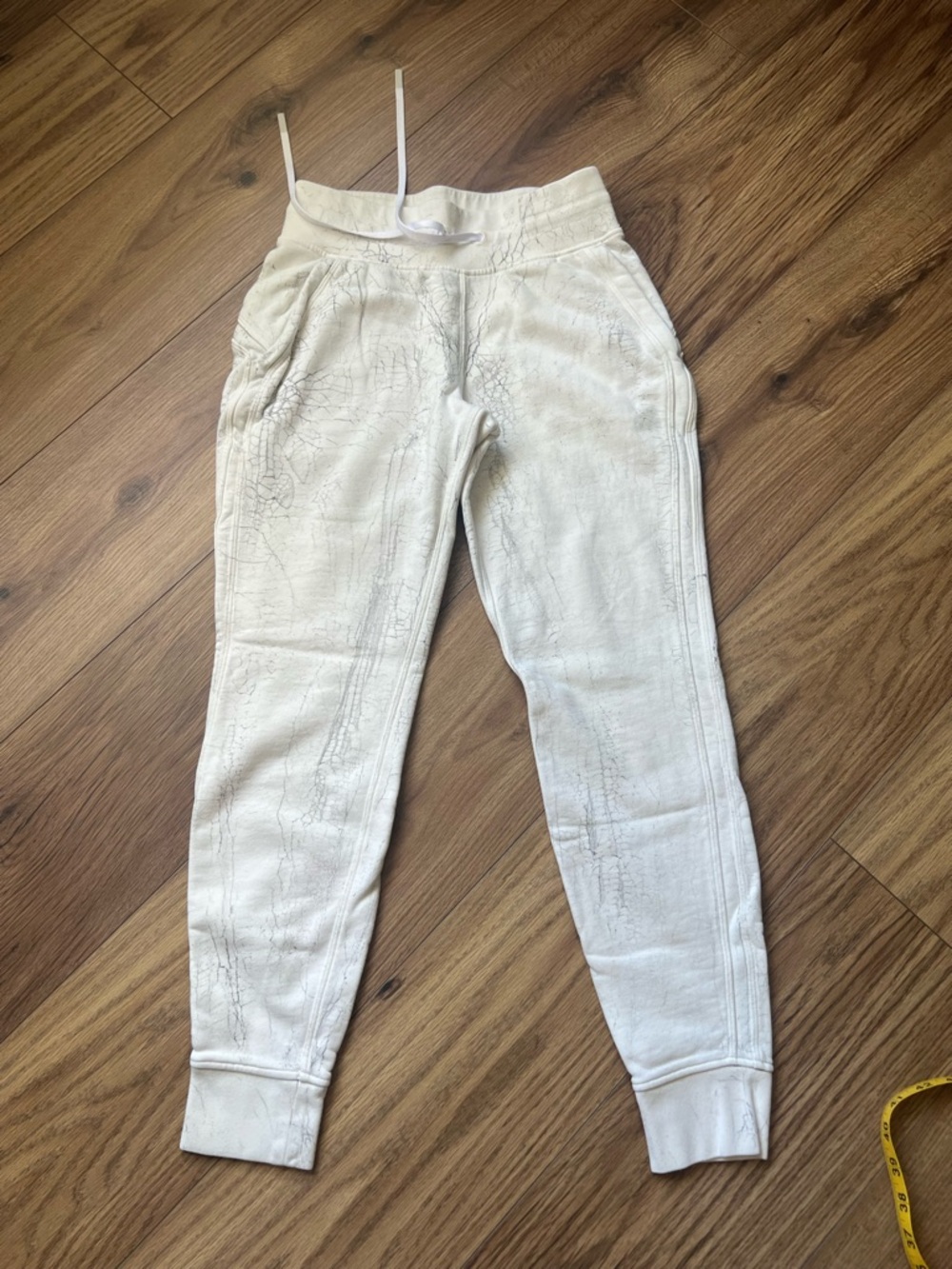 Lululemon Warm Down Women’s White Patterned Jogger Pants